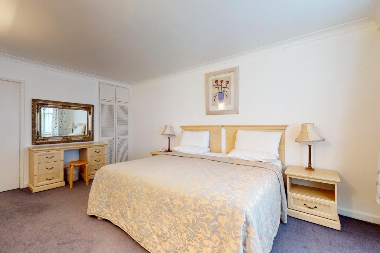 Hertford Court London Exterior foto