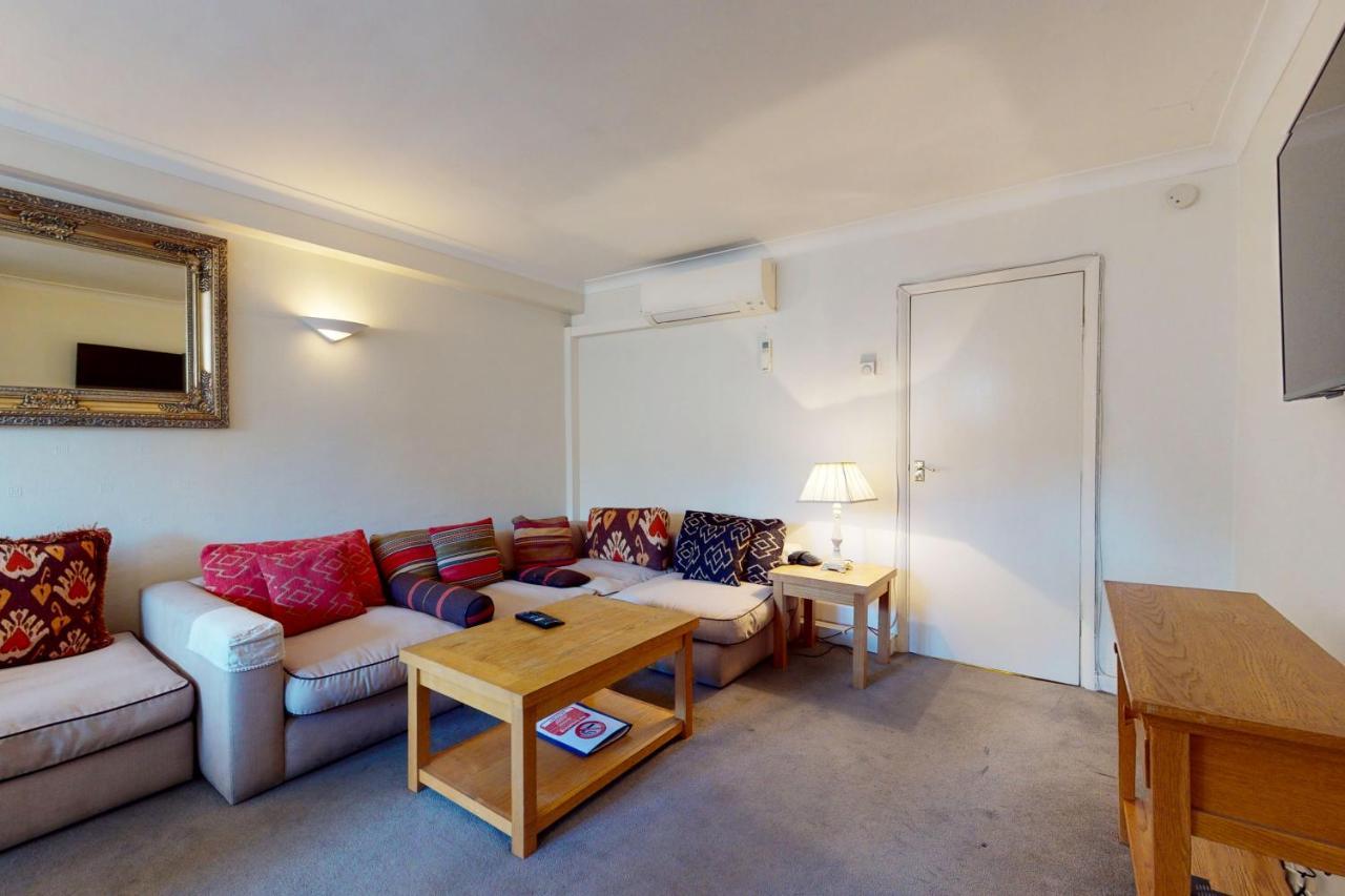 Hertford Court London Exterior foto
